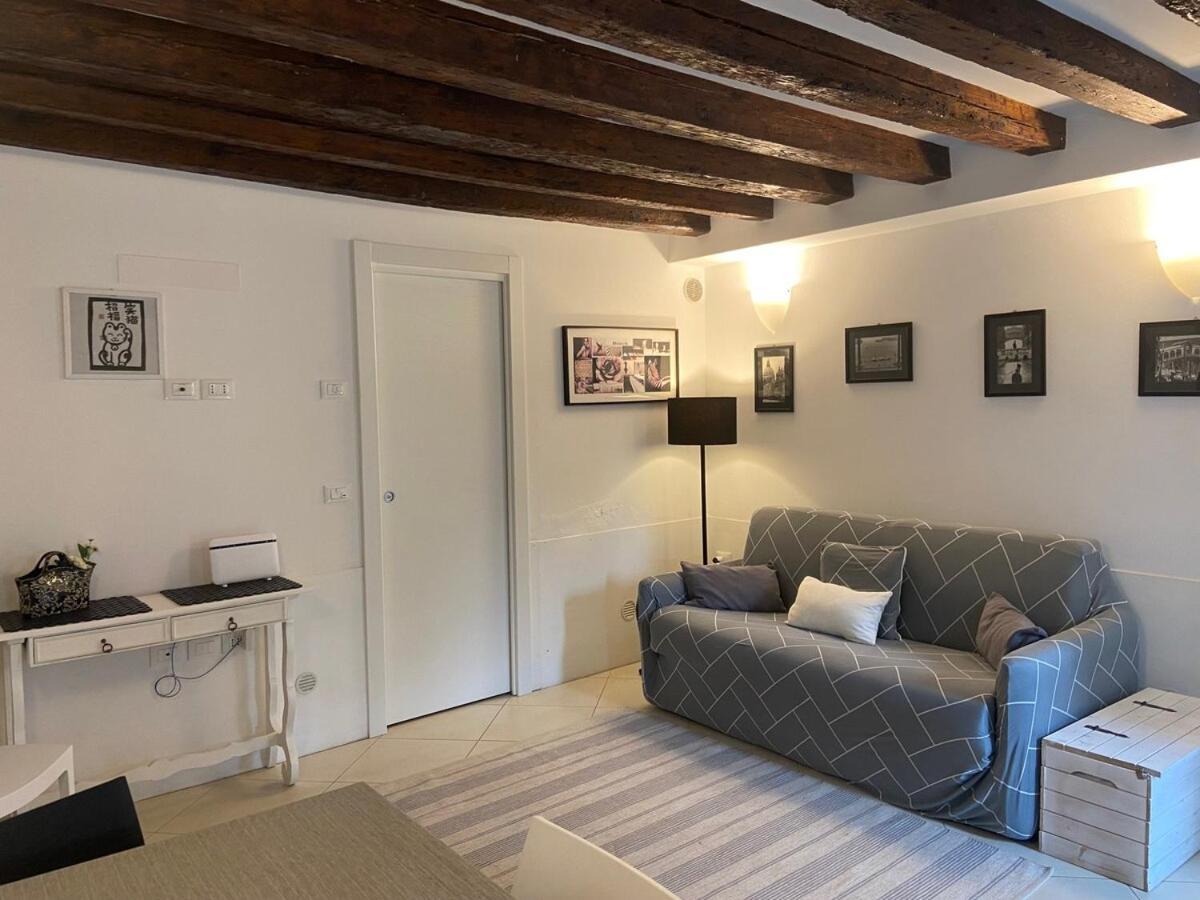 Black & White Home, An Oasis In The Center Apartamento *